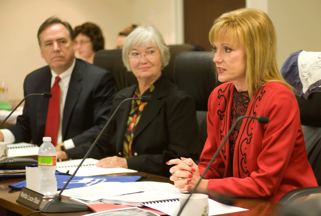Bruce Tough, Kemba DeGroot and Nelda Blair at an early Board of Directors meeting for The Woodlands Township.